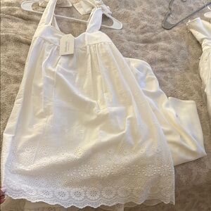 Darling White Chemise with Scalloped Lace Trim